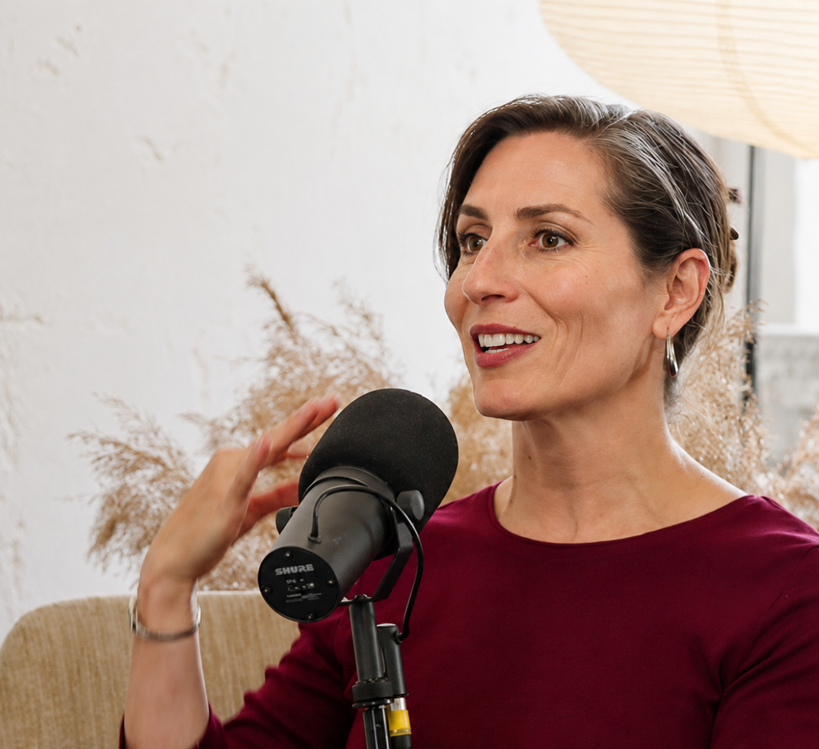 Dr. Laura Sicola